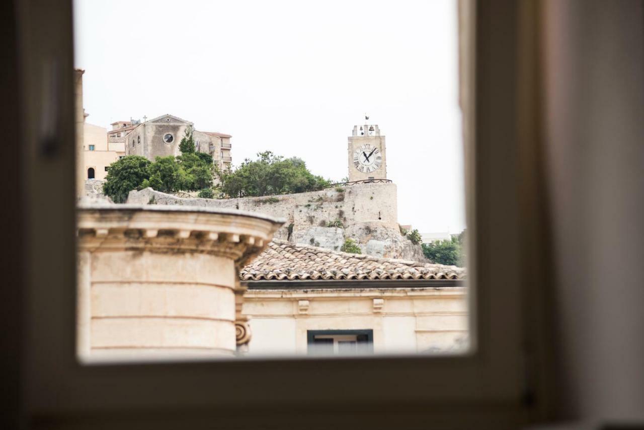 Domus Sbircio Modica Apartment Bagian luar foto