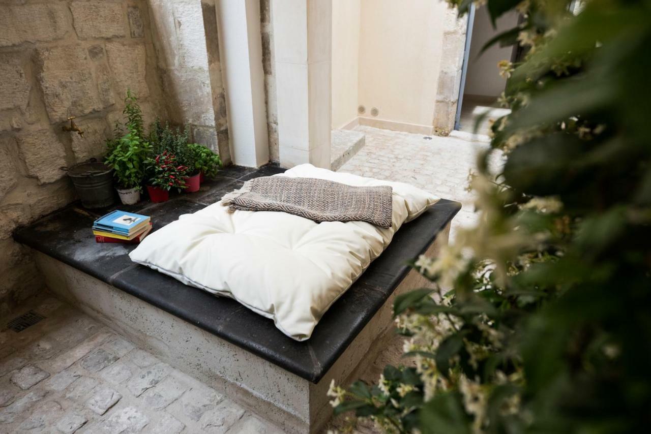 Domus Sbircio Modica Apartment Bagian luar foto