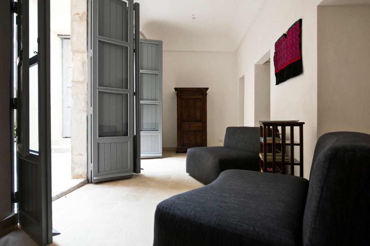 Domus Sbircio Modica Apartment Bagian luar foto
