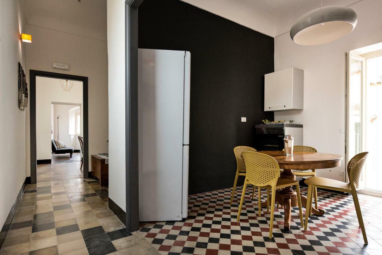 Domus Sbircio Modica Apartment Bagian luar foto